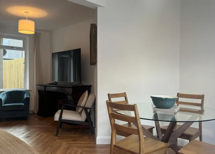 Original 1920s Center House Fully Renovated